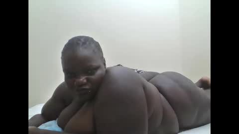 Snapshot of bigdarkass chatting on 01/05/26, 11:41 VIOLET online show from 01/05/26, 11:41