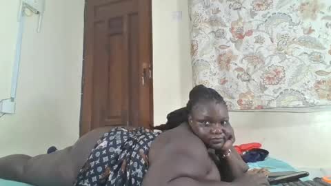 Snapshot of bigdarkass chatting on 06/20/26, 04:04 VIOLET online show from 06/20/26, 04:04