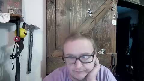 Darryl online show from 02/12/25, 01:19