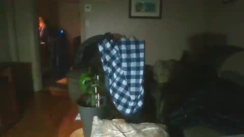 bigdeer581917471 online show from 12/08/24, 07:47
