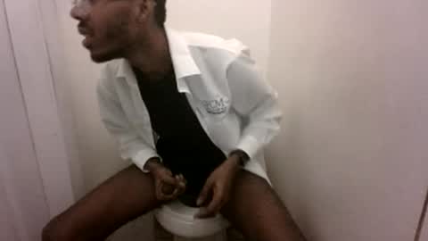 Snapshot of bigdickcumslut99 chatting on 12/06/24, 08:05 antwan online show from 12/06/24, 08:05