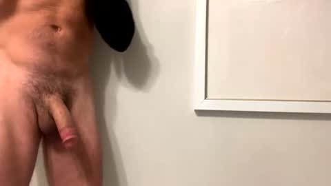 Snapshot of bigdickdave3332 chatting on 11/02/25, 08:06 bigdickdave3332 online show from 11/02/25, 08:06