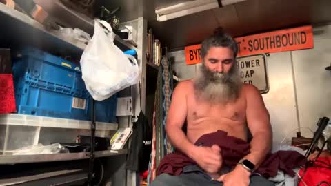 Snapshot of bigdickedbi chatting on 12/28/24, 06:49 Bearded Dad online show from 12/28/24, 06:49