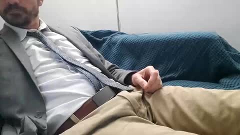 Snapshot of bigdicklikeanalsex chatting on 10/04/25, 10:46 bigcocky online show from 10/04/25, 10:46