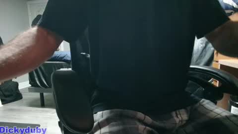 Snapshot of bigdickyduby chatting on 11/07/25, 01:38 George Forest Dickyduby on all Socials online show from 11/07/25, 01:38