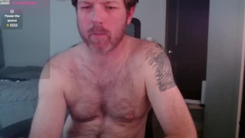 Snapshot of bigdpluscrypto chatting on 03/12/25, 04:19 Derek online show from 03/12/25, 04:19