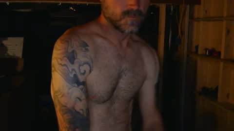 Snapshot of bigfox27 chatting on 04/30/26, 03:02 bigfox27 online show from 04/30/26, 03:02