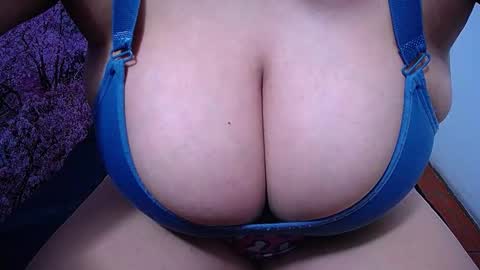  Sunny   online show from 11/14/25, 05:39