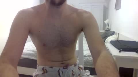 biggbaguette1 online show from 11/18/25, 09:30