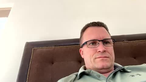 Snapshot of bigger22332233 chatting on 02/08/25, 08:21 bigger22332233 online show from 02/08/25, 08:21