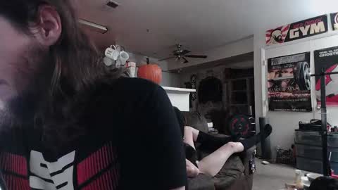 biggerisbetter21 online show from 11/25/25, 06:13