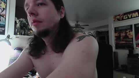 biggerisbetter21 online show from 02/01/26, 05:33