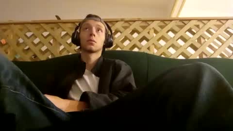 Snapshot of biggestboiiii chatting on 01/26/25, 11:29 biggestboiiii online show from 01/26/25, 11:29