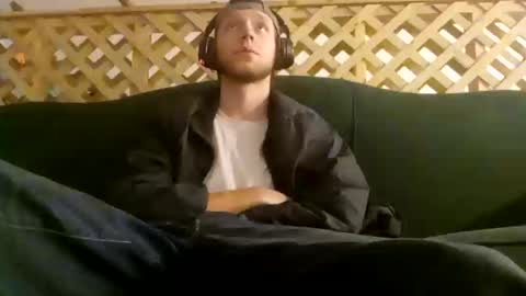 Snapshot of biggestboiiii chatting on 03/07/25, 03:19 biggestboiiii online show from 03/07/25, 03:19