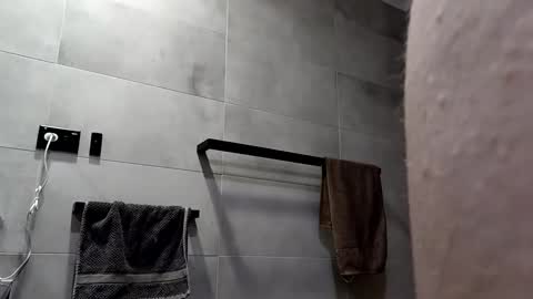 biggllh online show from 11/04/25, 10:03