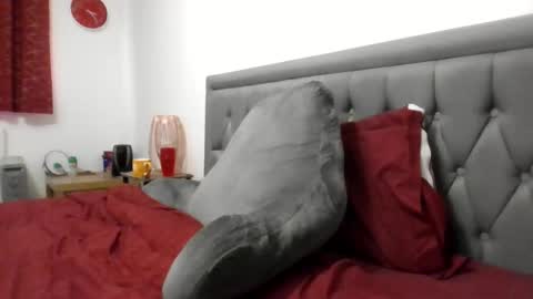 bigguy2014 online show from 11/11/25, 03:23