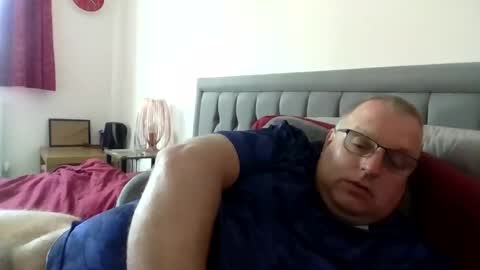 bigguy2014 online show from 05/05/26, 02:25