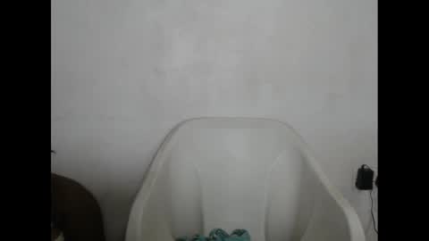 Snapshot of biggybudy chatting on 12/07/24, 12:52 biggybudy online show from 12/07/24, 12:52