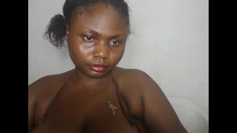 Snapshot of biggybudy chatting on 12/14/24, 01:06 biggybudy online show from 12/14/24, 01:06