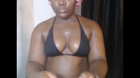 Snapshot of biggybudy chatting on 10/18/25, 08:15 biggybudy online show from 10/18/25, 08:15