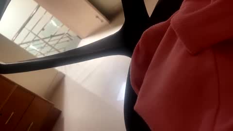 bighandsomesatisfy online show from 02/16/25, 04:20