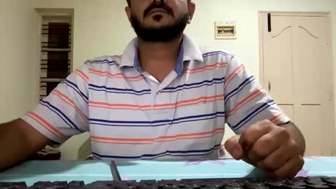 bighandsomesatisfy online show from 03/12/25, 04:24