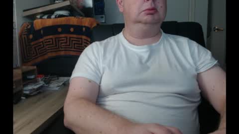 Snapshot of bighorn1981 chatting on 06/26/26, 12:04 bighorn1981 online show from 06/26/26, 12:04