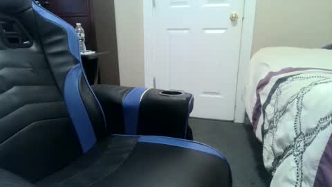 Snapshot of bigjeff50 chatting on 09/17/25, 07:59 BIGJEFF50 online show from 09/17/25, 07:59