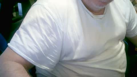 Snapshot of bigjeff50 chatting on 07/29/26, 07:23 BIGJEFF50 online show from 07/29/26, 07:23