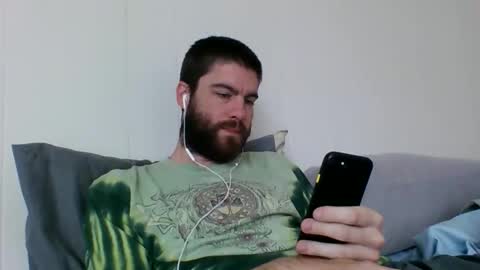 Snapshot of bigmag23 chatting on 11/09/25, 05:11 bigmag23 online show from 11/09/25, 05:11