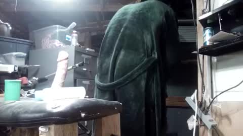 Snapshot of bigmanaround9 chatting on 03/08/26, 10:41 bigmanaround9 online show from 03/08/26, 10:41