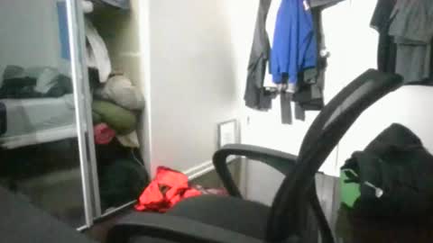 bigmeat23130033 online show from 12/16/25, 06:51