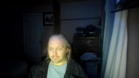 bigmike20129020 online show from 02/13/25, 03:07