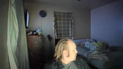 bigmike20129020 online show from 03/10/25, 05:00