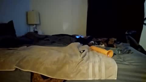 Snapshot of bigmikefl96 chatting on 11/08/25, 10:26 bigmikefl96 online show from 11/08/25, 10:26