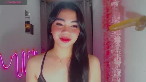 kiaaannaaaa online show from 04/17/26, 10:24