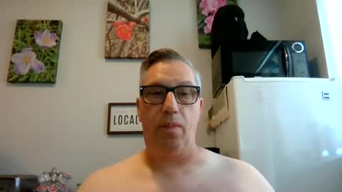 Snapshot of bignhard_69_ chatting on 06/29/26, 05:35 bignhard_69_ online show from 06/29/26, 05:35