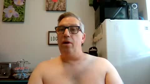 Snapshot of bignhard_69_ chatting on 07/10/26, 05:26 bignhard_69_ online show from 07/10/26, 05:26