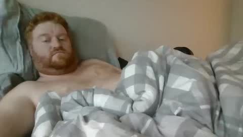 Snapshot of bigred92899 chatting on 10/12/25, 03:44 bigred92899 online show from 10/12/25, 03:44