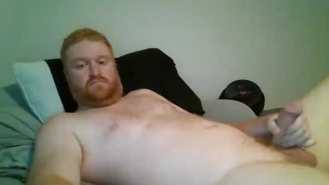 Snapshot of bigred92899 chatting on 04/27/26, 06:17 bigred92899 online show from 04/27/26, 06:17