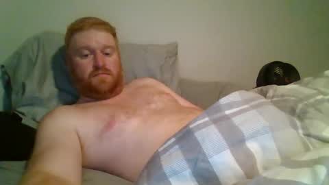 Snapshot of bigred92899 chatting on 05/01/26, 04:06 bigred92899 online show from 05/01/26, 04:06