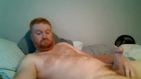 Snapshot of bigred92899 chatting on 05/23/26, 12:53 bigred92899 online show from 05/23/26, 12:53