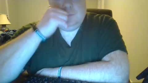 Snapshot of bigred_nyc chatting on 12/23/24, 07:06 Big Red online show from 12/23/24, 07:06