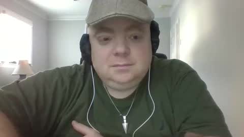 Snapshot of bigred_nyc chatting on 01/27/25, 06:09 Big Red online show from 01/27/25, 06:09