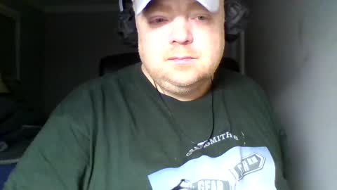 Snapshot of bigred_nyc chatting on 11/08/25, 07:19 Big Red online show from 11/08/25, 07:19