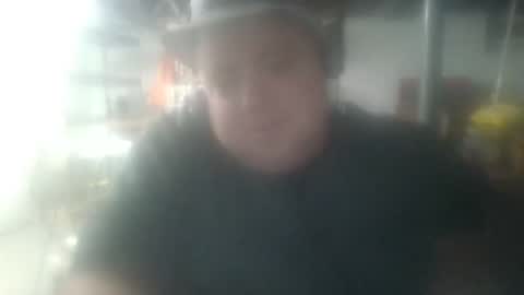 Snapshot of bigred_nyc chatting on 12/19/25, 08:43 Big Red online show from 12/19/25, 08:43