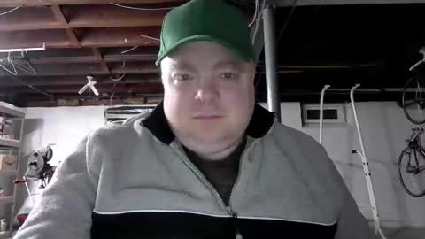Snapshot of bigred_nyc chatting on 02/19/26, 04:30 Big Red online show from 02/19/26, 04:30