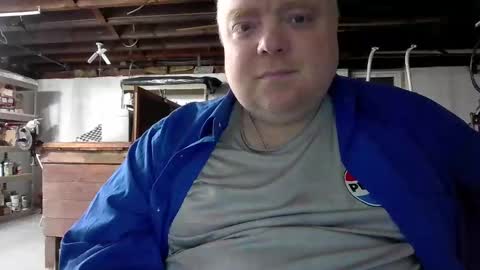 Snapshot of bigred_nyc chatting on 03/09/26, 12:58 Big Red online show from 03/09/26, 12:58