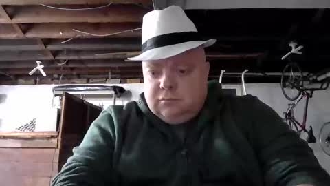 Snapshot of bigred_nyc chatting on 03/29/26, 06:57 Big Red online show from 03/29/26, 06:57
