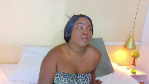 bigroundbooty_ online show from 02/19/26, 07:21